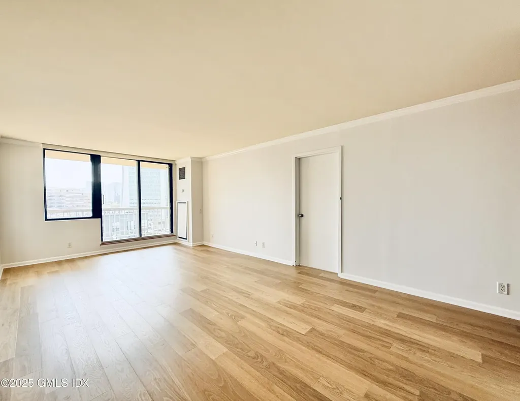 25 Forest Street Stamford CT 06901