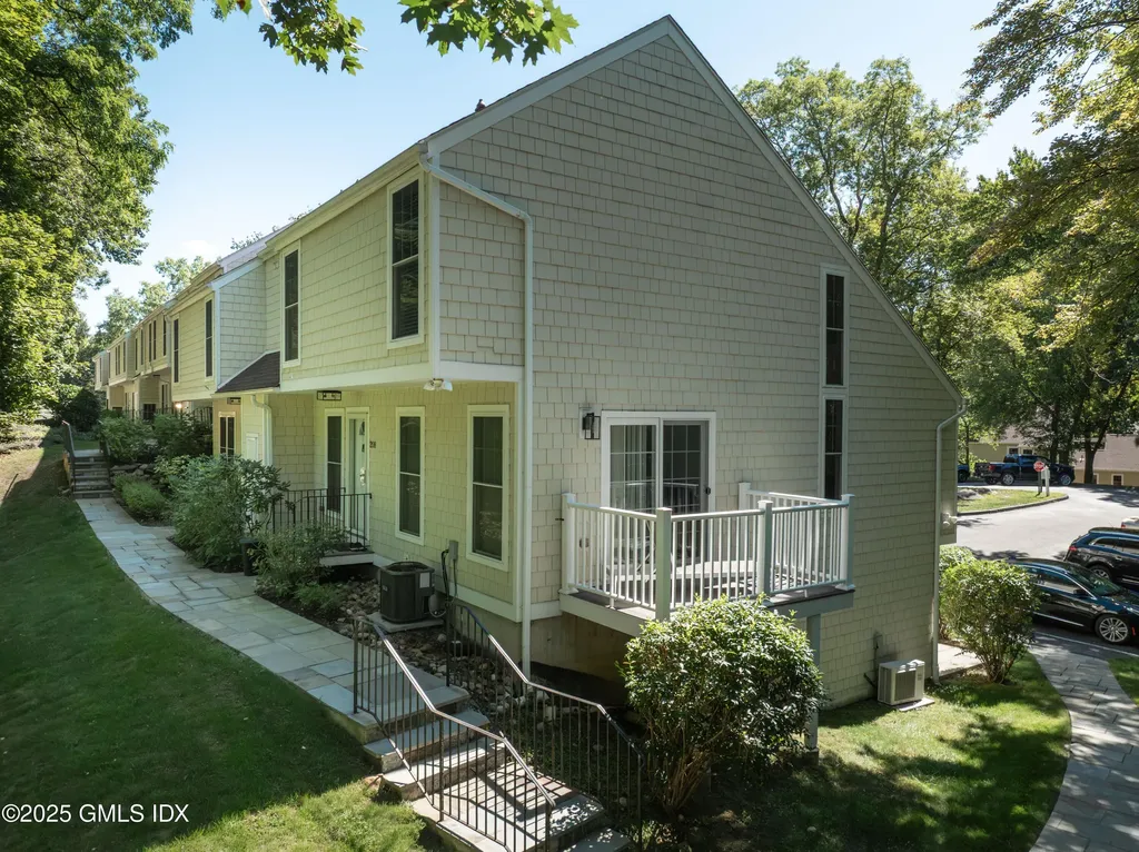 223 Weaver Street Greenwich CT 06831