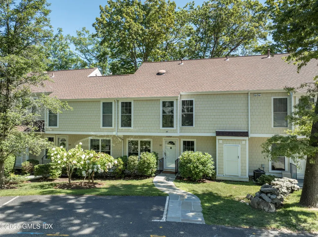 241 Weaver Street Greenwich CT 06831