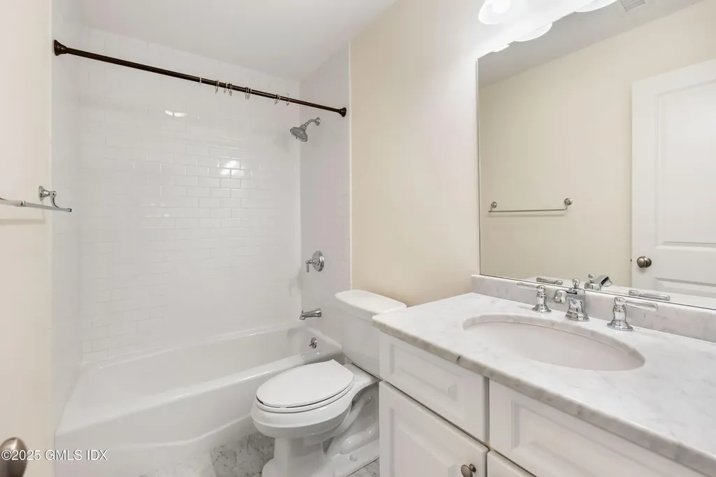 241 Weaver Street Greenwich CT 06831