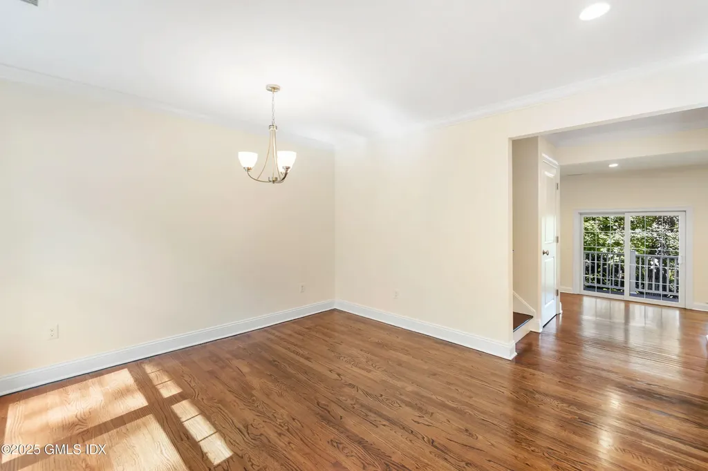 241 Weaver Street Greenwich CT 06831