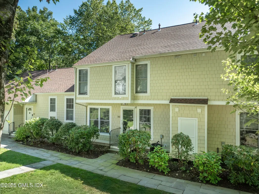 221 Weaver Street Greenwich CT 06831