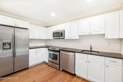 221 Weaver Street Greenwich CT 06831