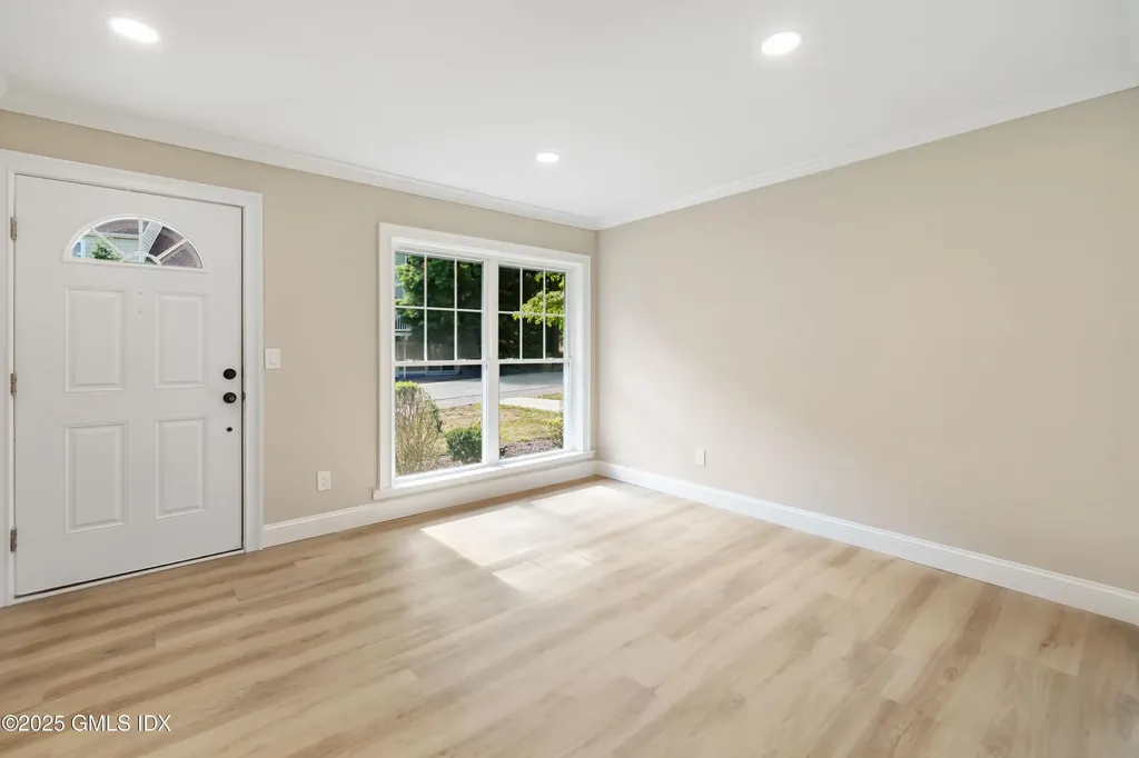 237 Weaver Street Greenwich CT 06831