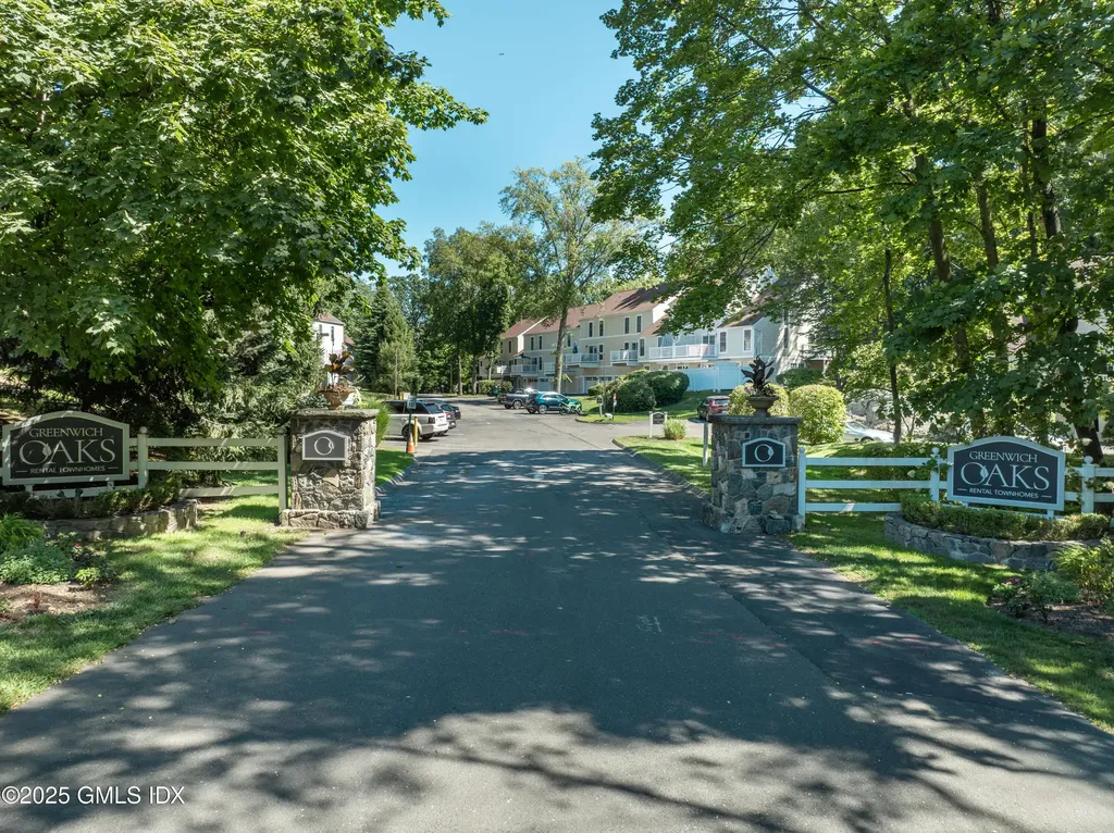 237 Weaver Street Greenwich CT 06831