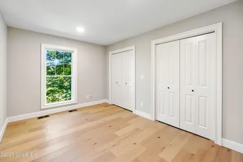 237 Weaver Street Greenwich CT 06831