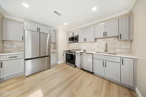 237 Weaver Street Greenwich CT 06831