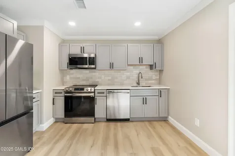 237 Weaver Street Greenwich CT 06831