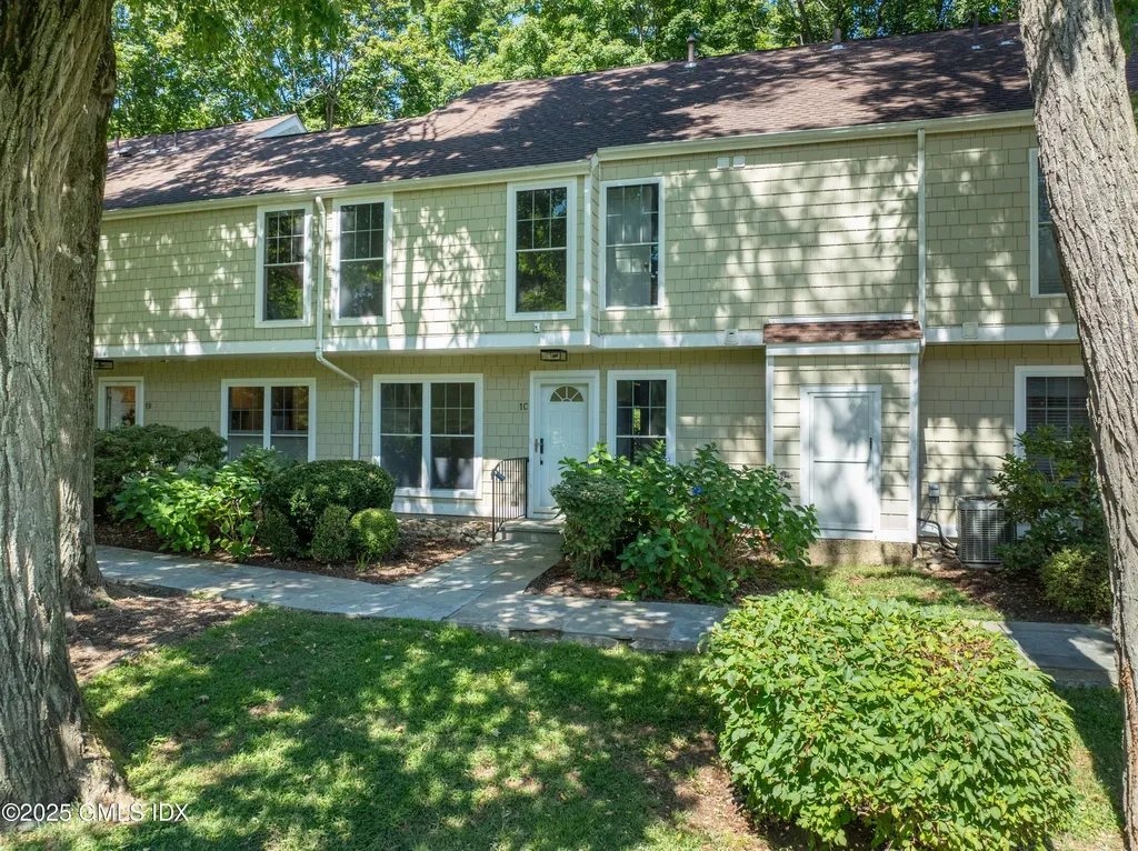 251 Weaver Street Greenwich CT 06831