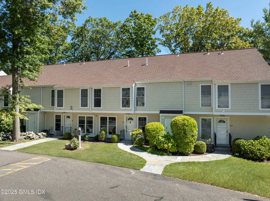 241 Weaver Street Greenwich CT 06831