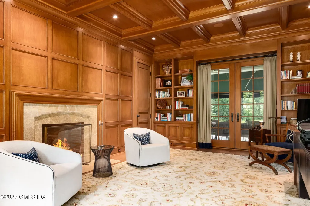 10 Copper Beech Road Greenwich CT 06830