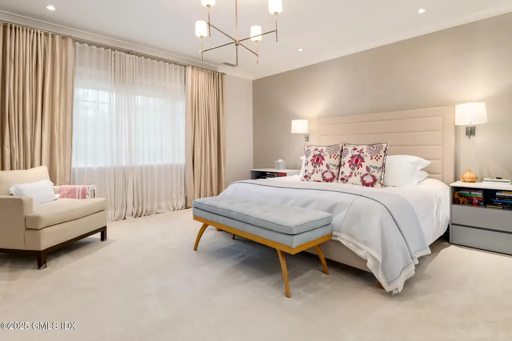 10 Copper Beech Road Greenwich CT 06830