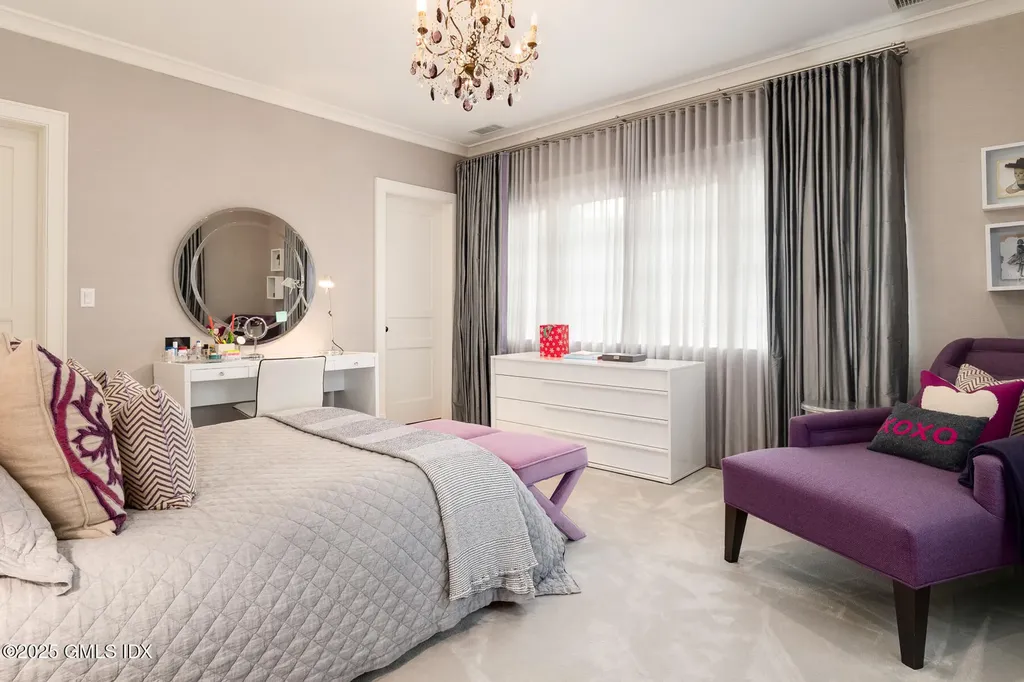 10 Copper Beech Road Greenwich CT 06830