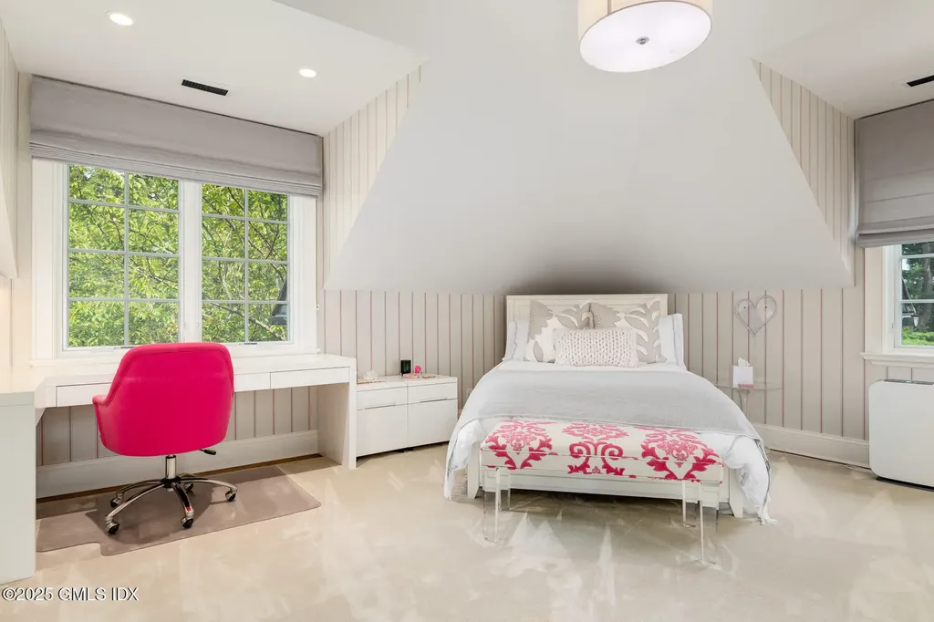 10 Copper Beech Road Greenwich CT 06830