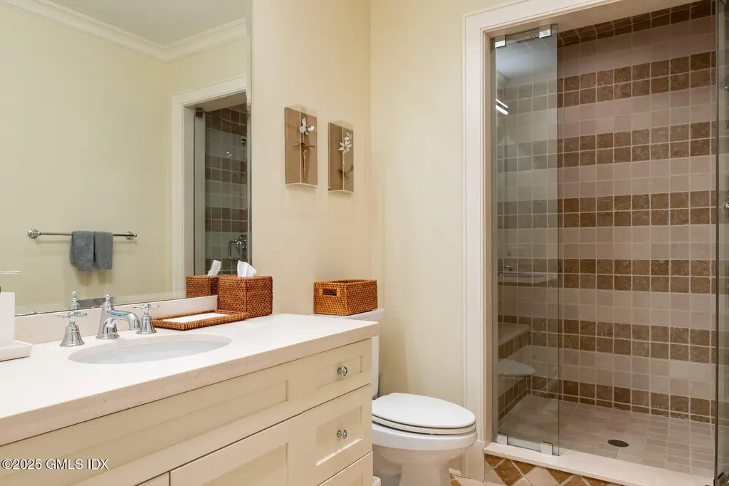 10 Copper Beech Road Greenwich CT 06830