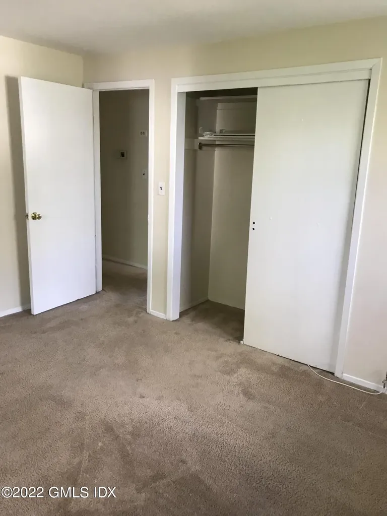 20 Havemeyer Lane Old Greenwich CT 06870