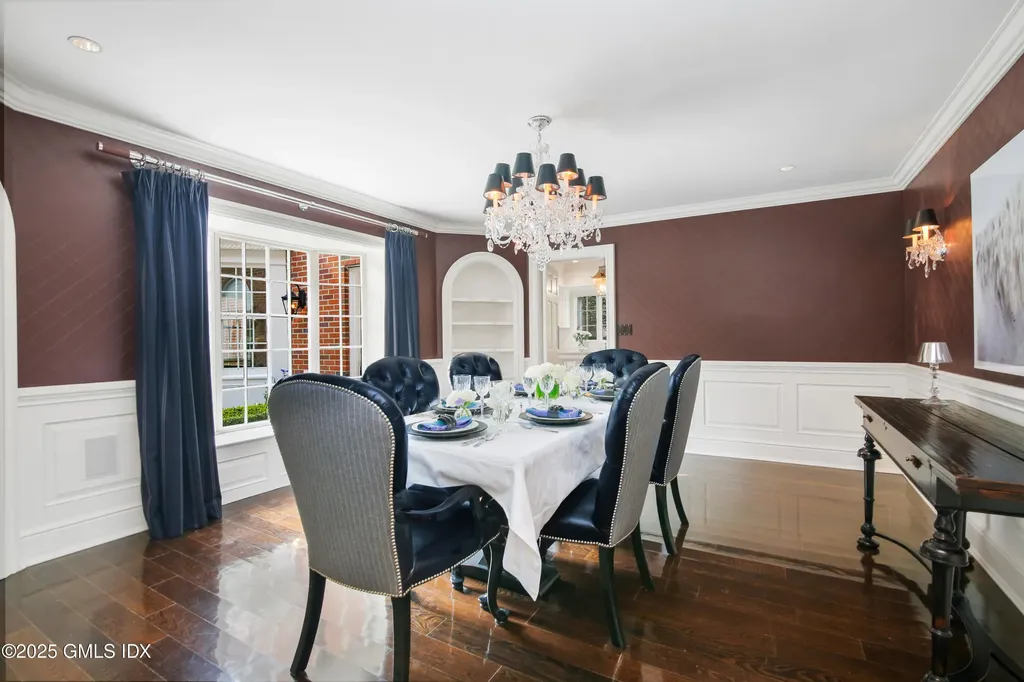 60 Meadow Road Riverside CT 06878