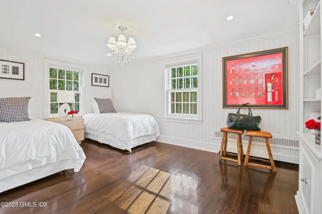 60 Meadow Road Riverside CT 06878