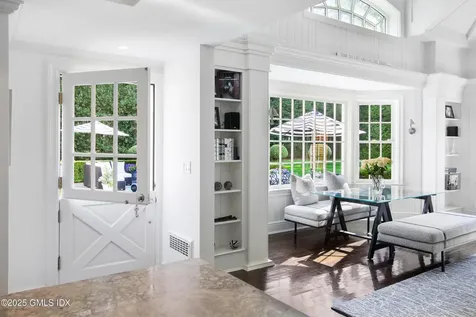 60 Meadow Road Riverside CT 06878