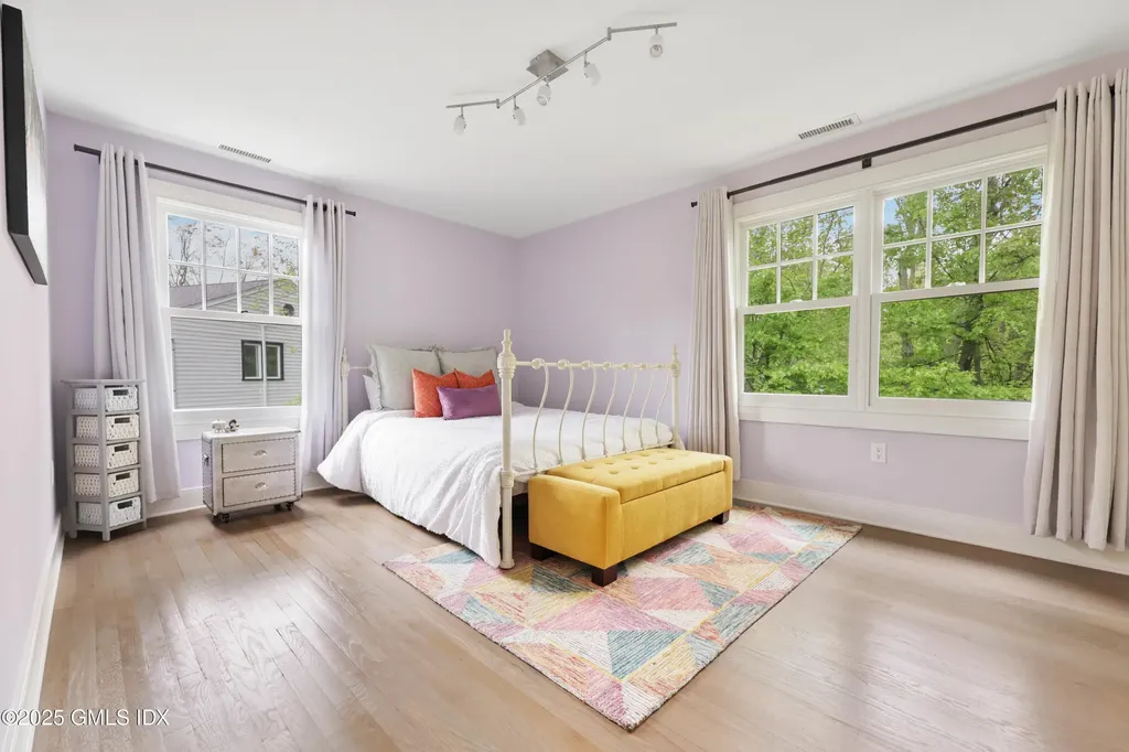 29 Griffith Road Riverside CT 06878