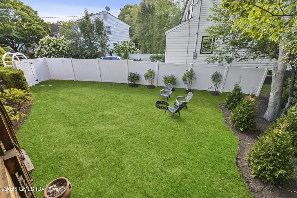 29 Griffith Road Riverside CT 06878