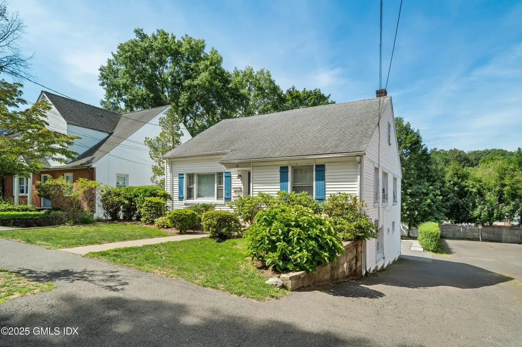 52 Pemberwick Road Greenwich CT 06831