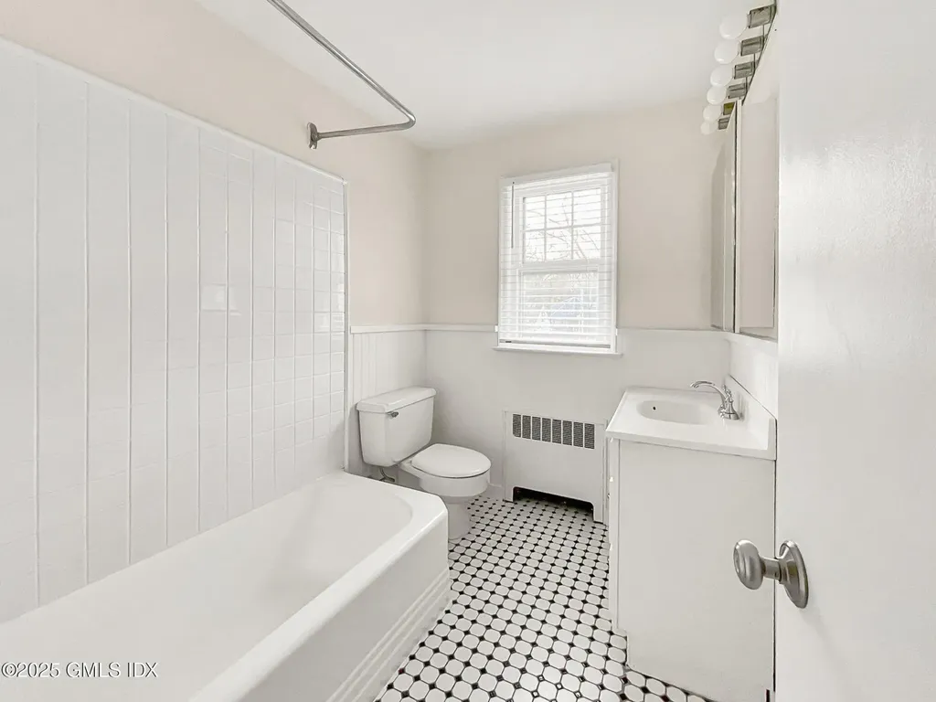 52 Pemberwick Road Greenwich CT 06831