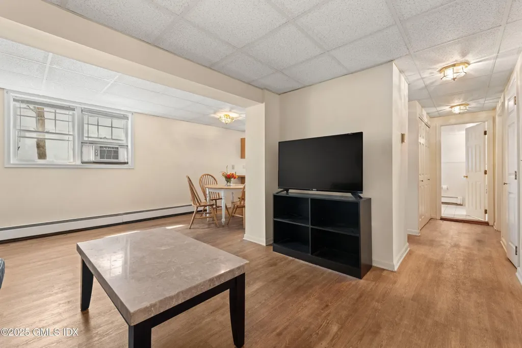 52 Pemberwick Road Greenwich CT 06831