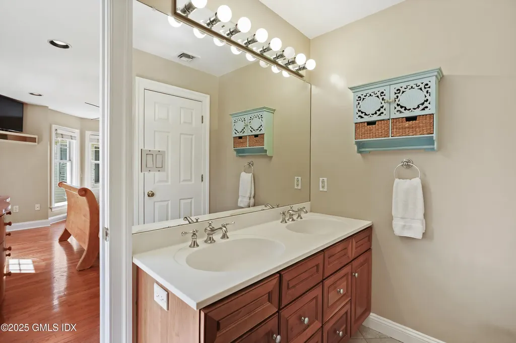 52 Almira Drive Greenwich CT 06831