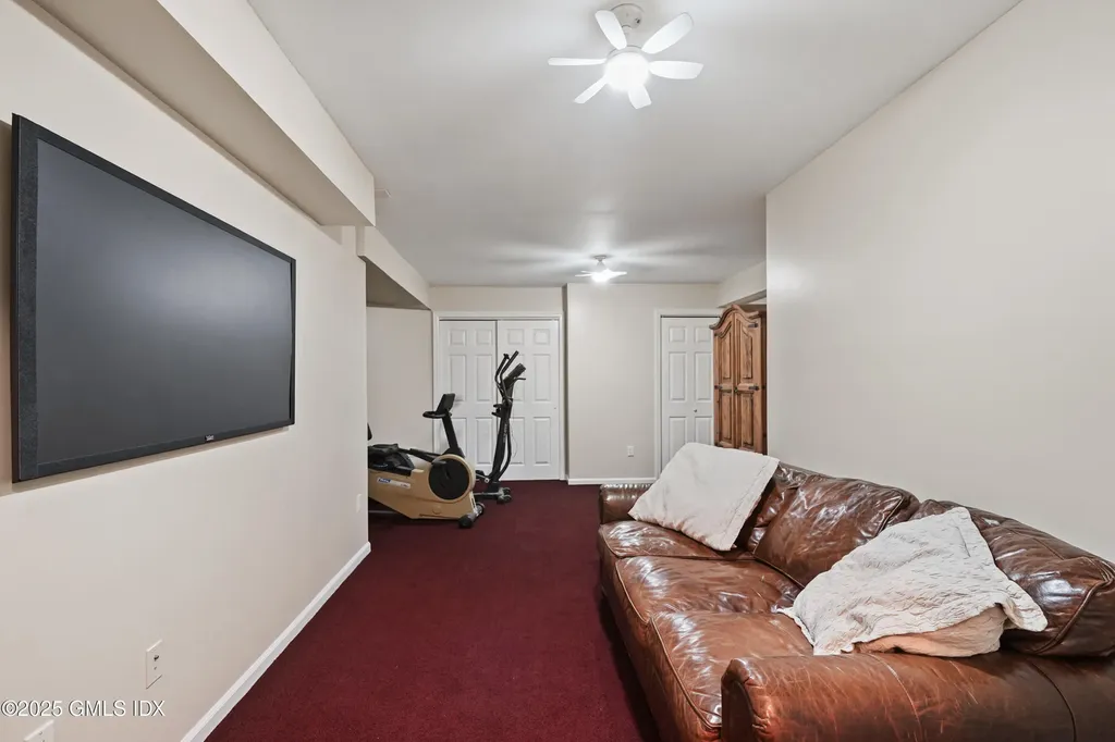 52 Almira Drive Greenwich CT 06831