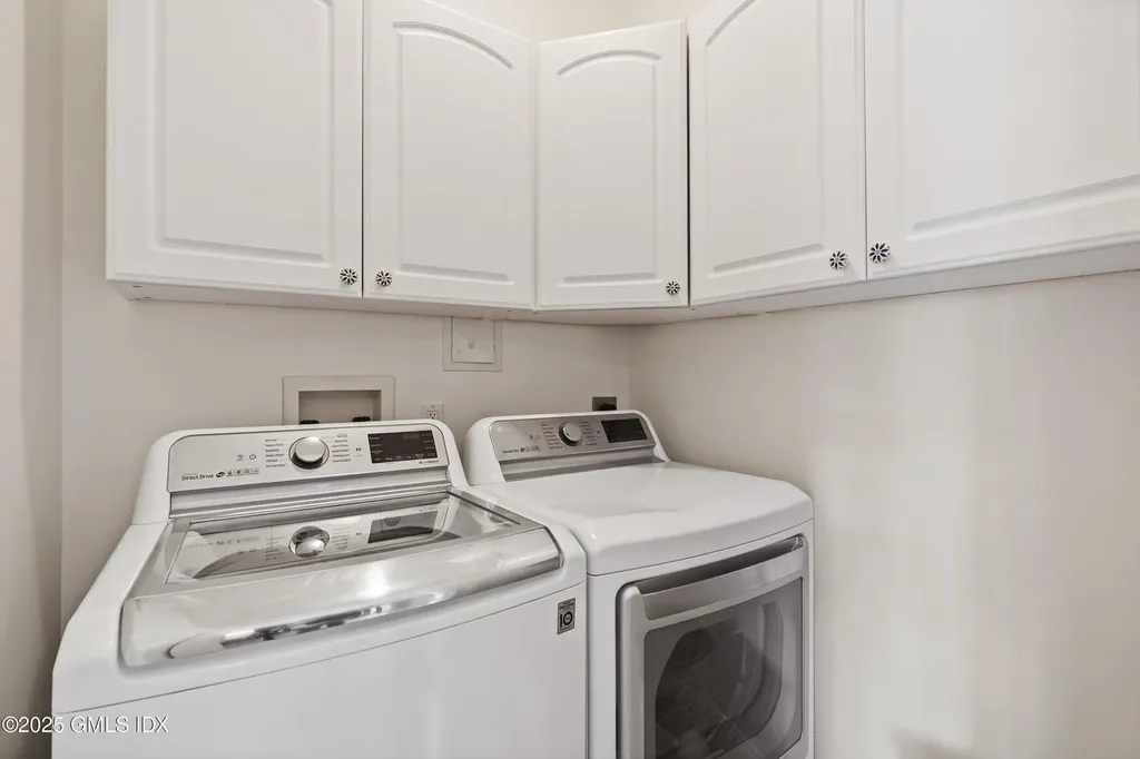 52 Almira Drive Greenwich CT 06831