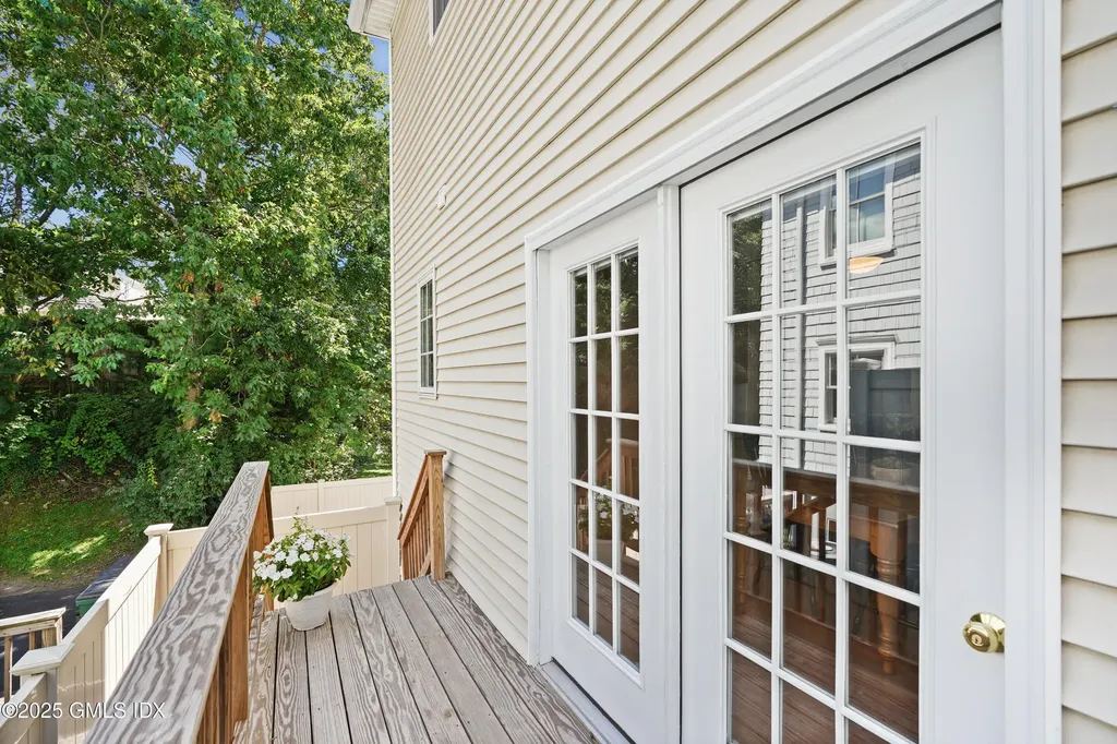 52 Almira Drive Greenwich CT 06831