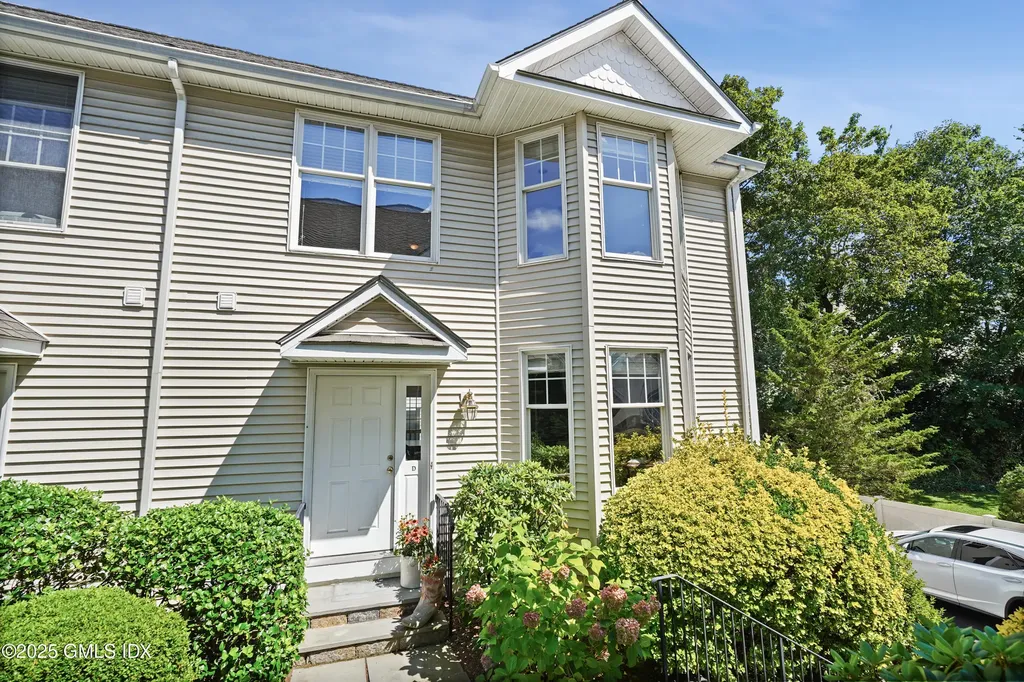 52 Almira Drive Greenwich CT 06831