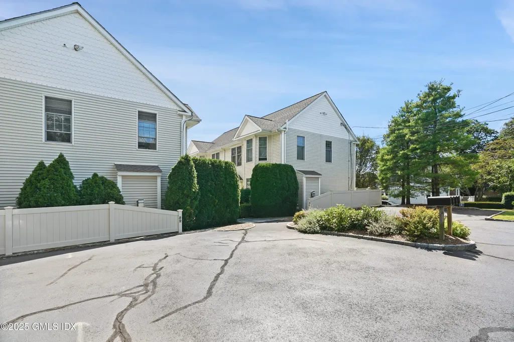 52 Almira Drive Greenwich CT 06831