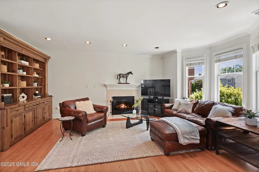 52 Almira Drive Greenwich CT 06831