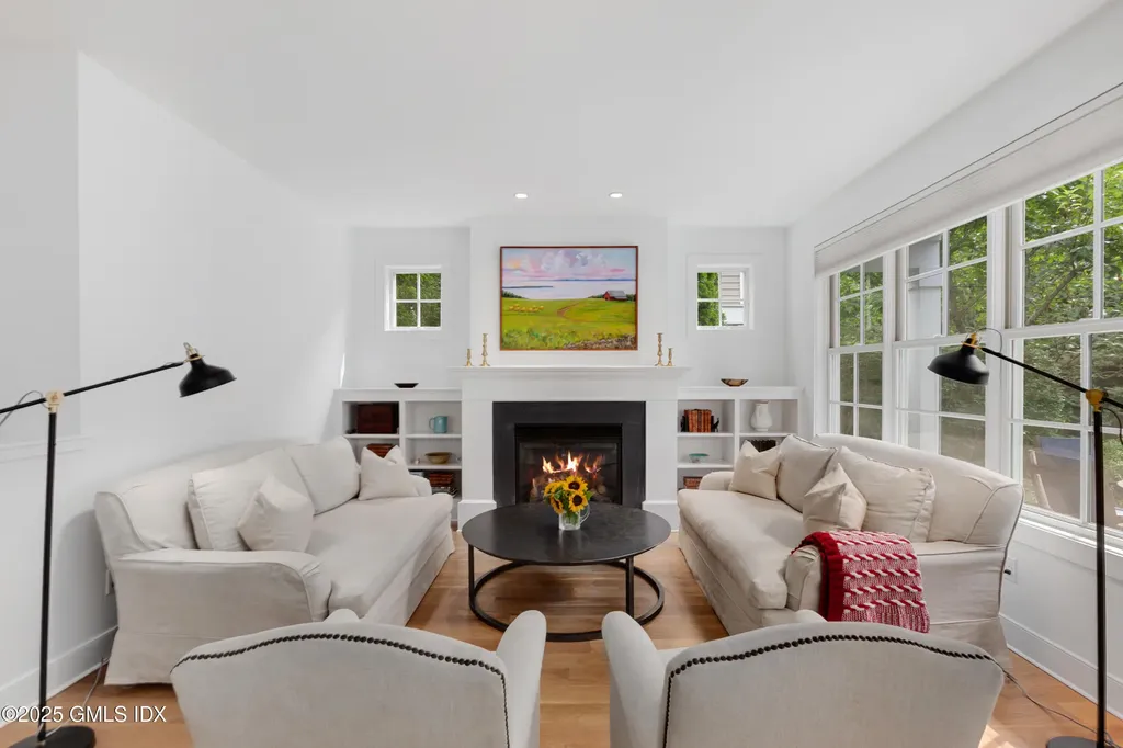 77 Havemeyer Lane Stamford CT 06902