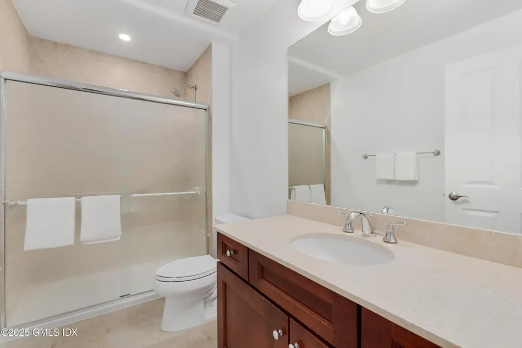 77 Havemeyer Lane Stamford CT 06902