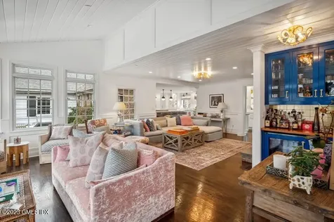 9 Cameron Drive Greenwich CT 06831