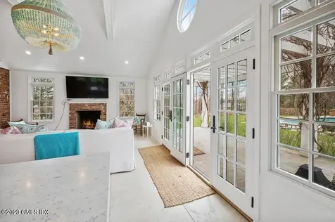 9 Cameron Drive Greenwich CT 06831