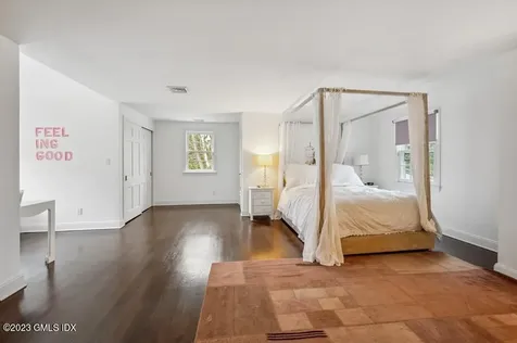 9 Cameron Drive Greenwich CT 06831