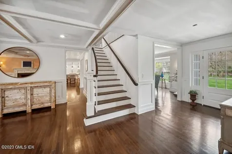 9 Cameron Drive Greenwich CT 06831