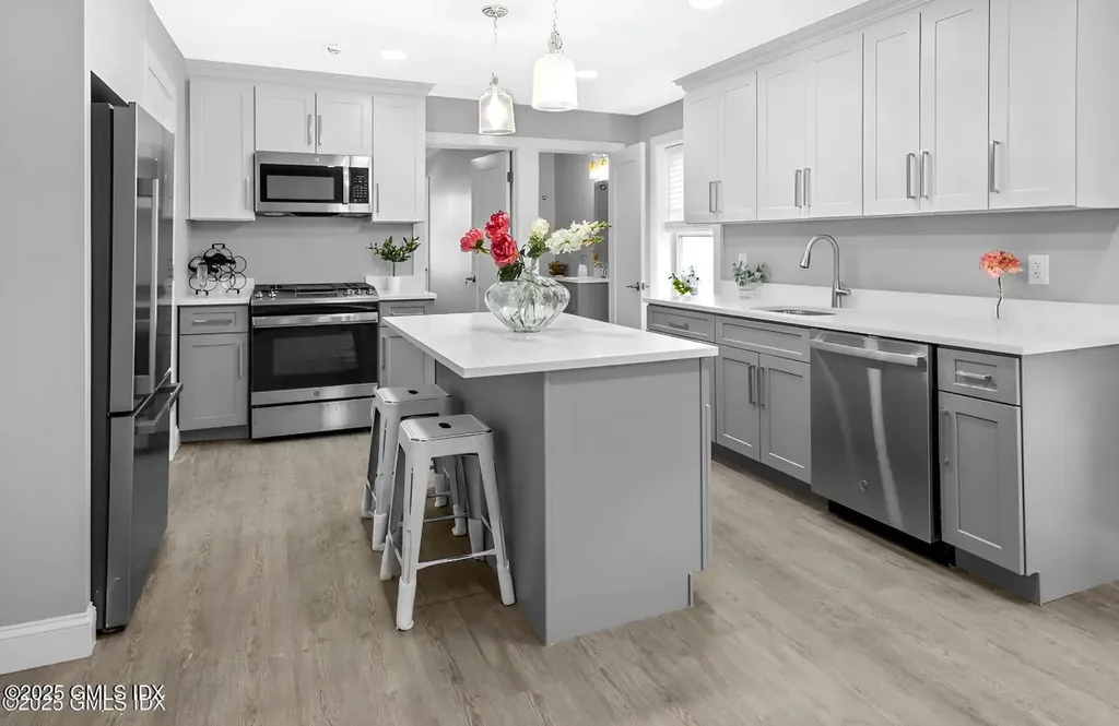 168 N Water Street Greenwich CT 06830