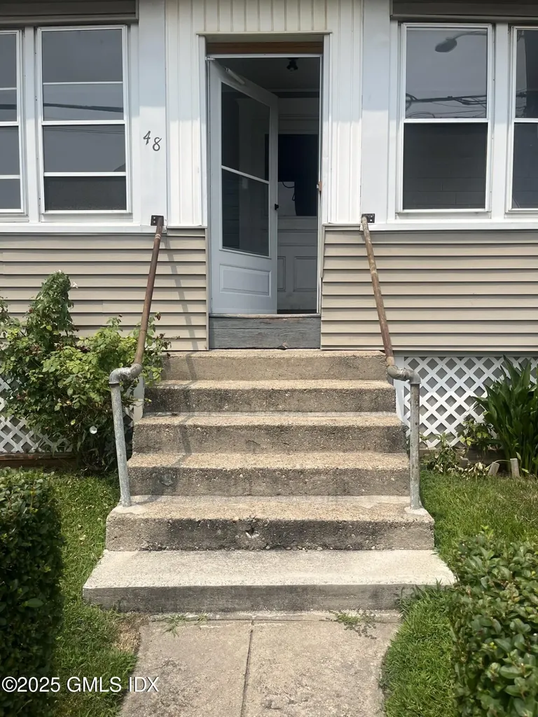 48 Manor Street Stamford CT 06902