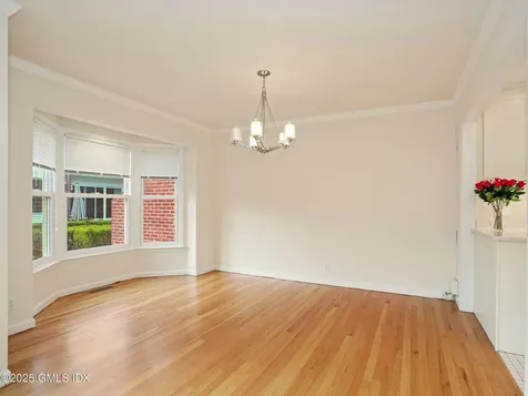 52 Sherwood Place Greenwich CT 06830