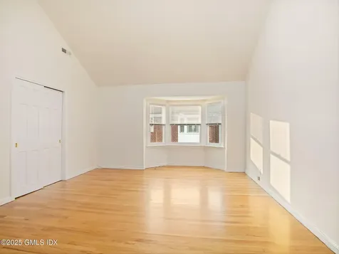 52 Sherwood Place Greenwich CT 06830