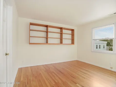 52 Sherwood Place Greenwich CT 06830