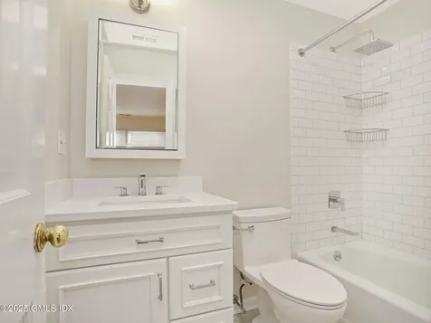 52 Sherwood Place Greenwich CT 06830