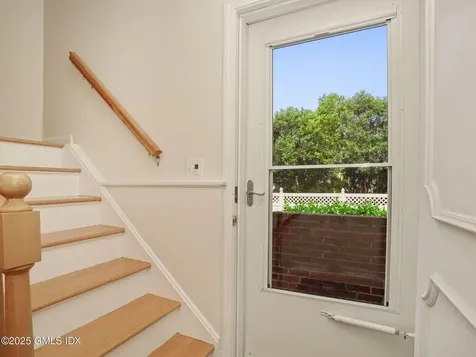 52 Sherwood Place Greenwich CT 06830