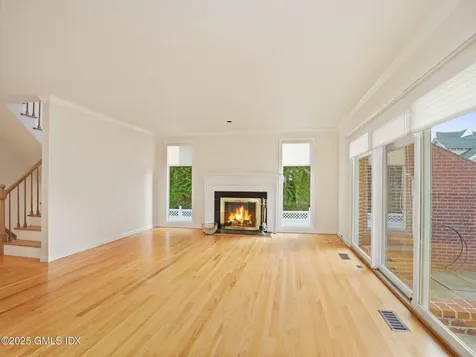 52 Sherwood Place Greenwich CT 06830