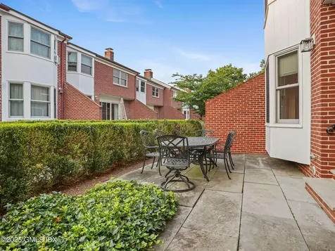 52 Sherwood Place Greenwich CT 06830